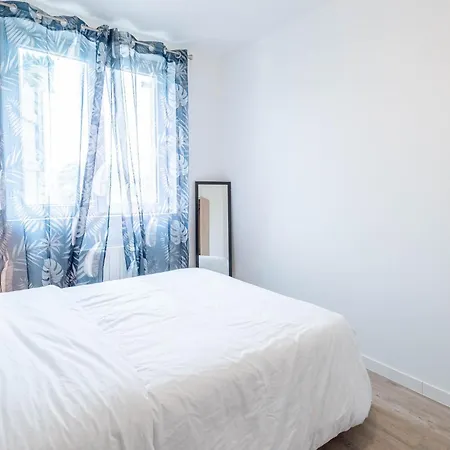 M005 Marquer T2 Elegant En Centre *