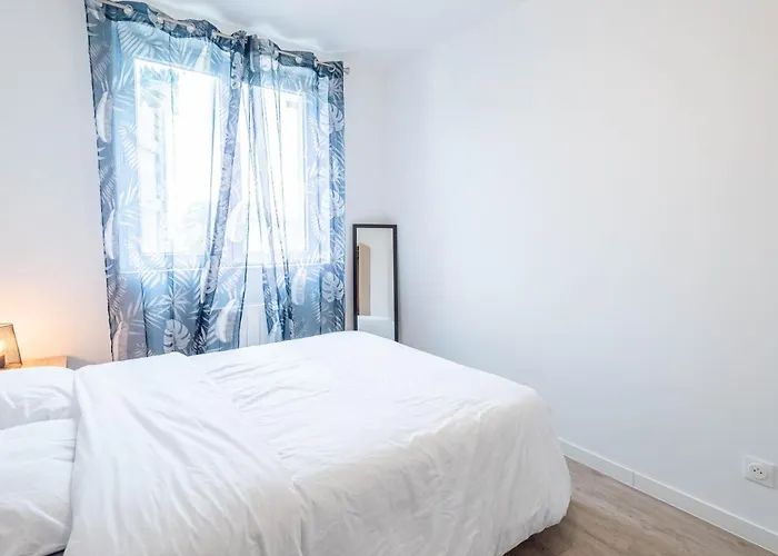 M005 Marquer T2 Elegant En Centre *